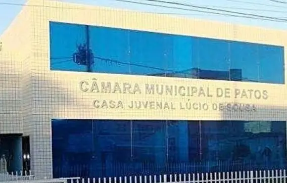 C.M de Patos define nesta terça, aprovação do aumento dos subsídios do prefeito, do vice, dos vereadores e dos secretários municipais